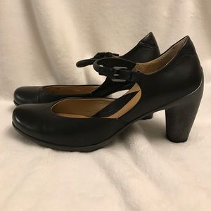 Ecco Black Leather Mary Jane Heels
