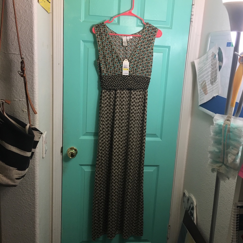 Studio M Maxi Dress Medium NWT