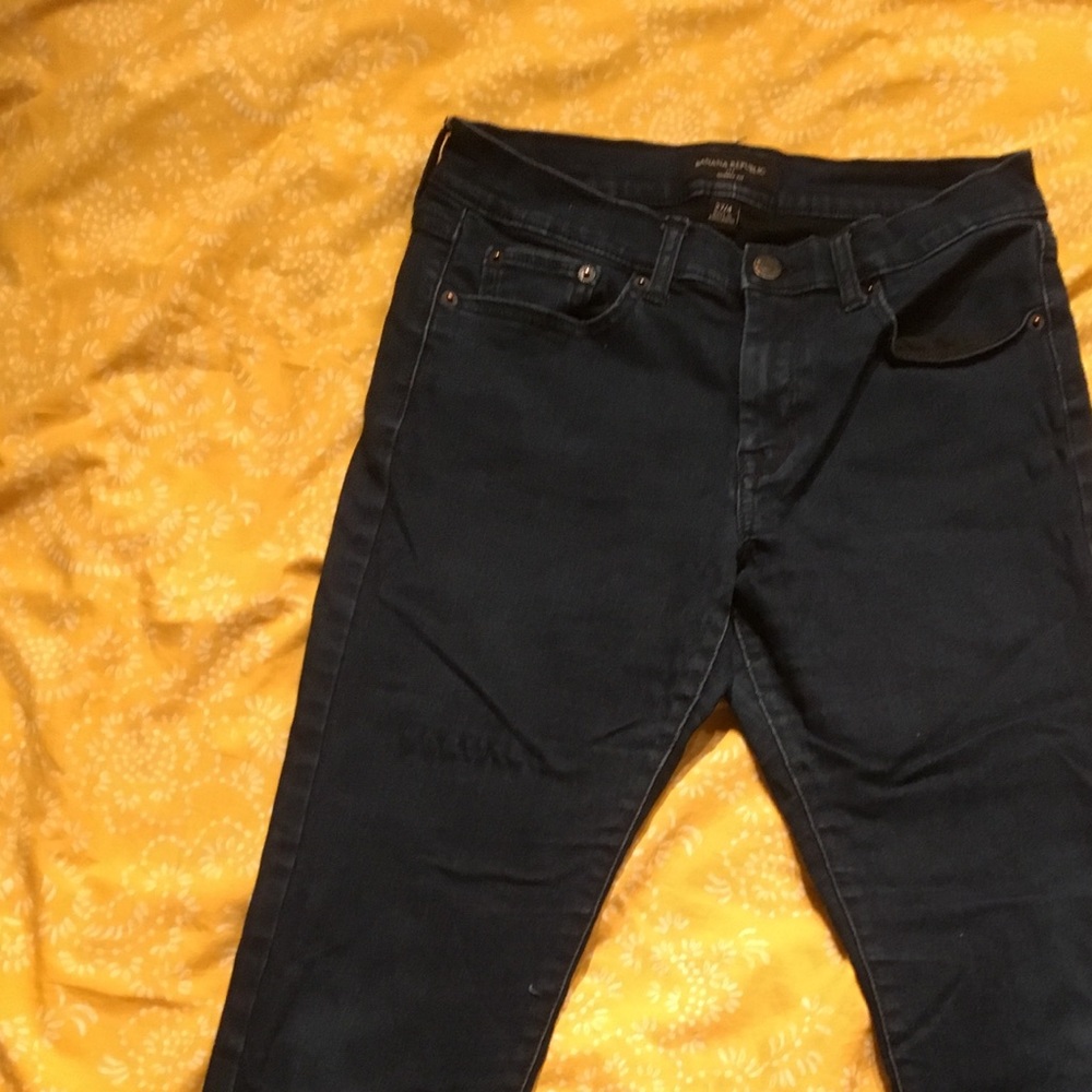 Dark wash skinny jeans