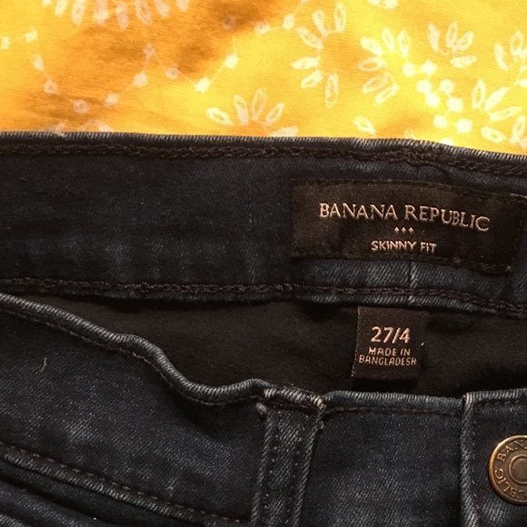 Dark wash skinny jeans - Picture 2 of 3