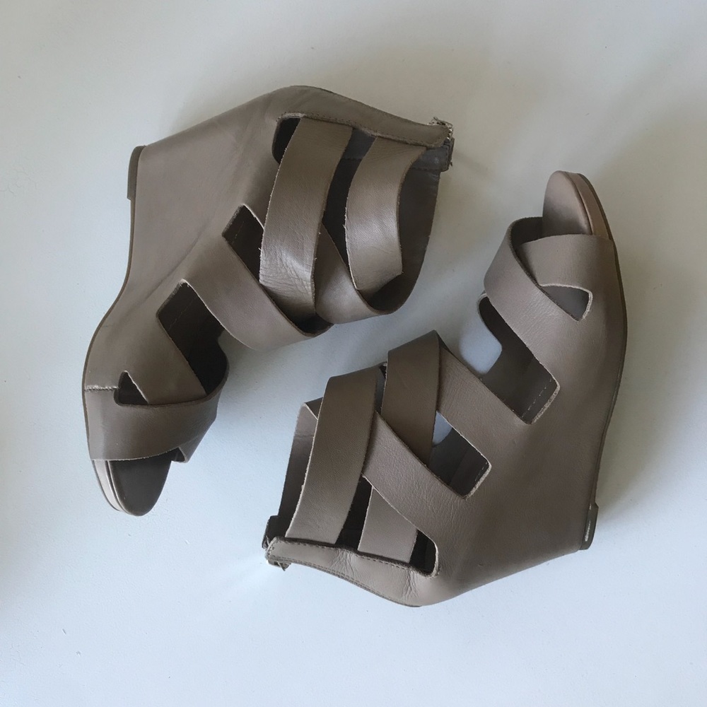 Dolce Vita Taupe Wedge Sandal