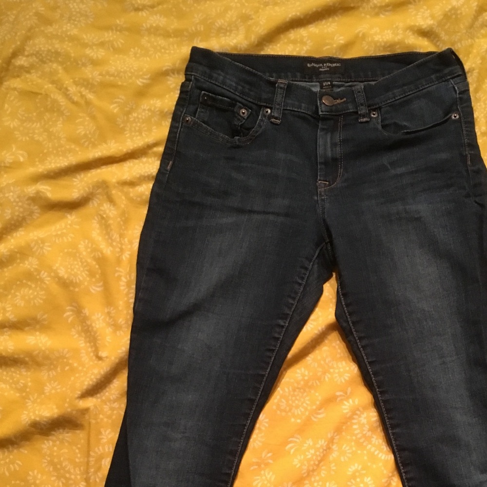Dark wash skinny jeans
