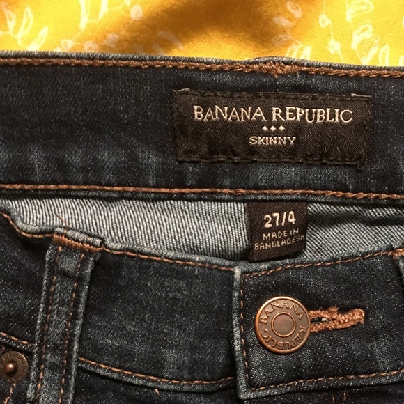 Dark wash skinny jeans - Picture 2 of 3