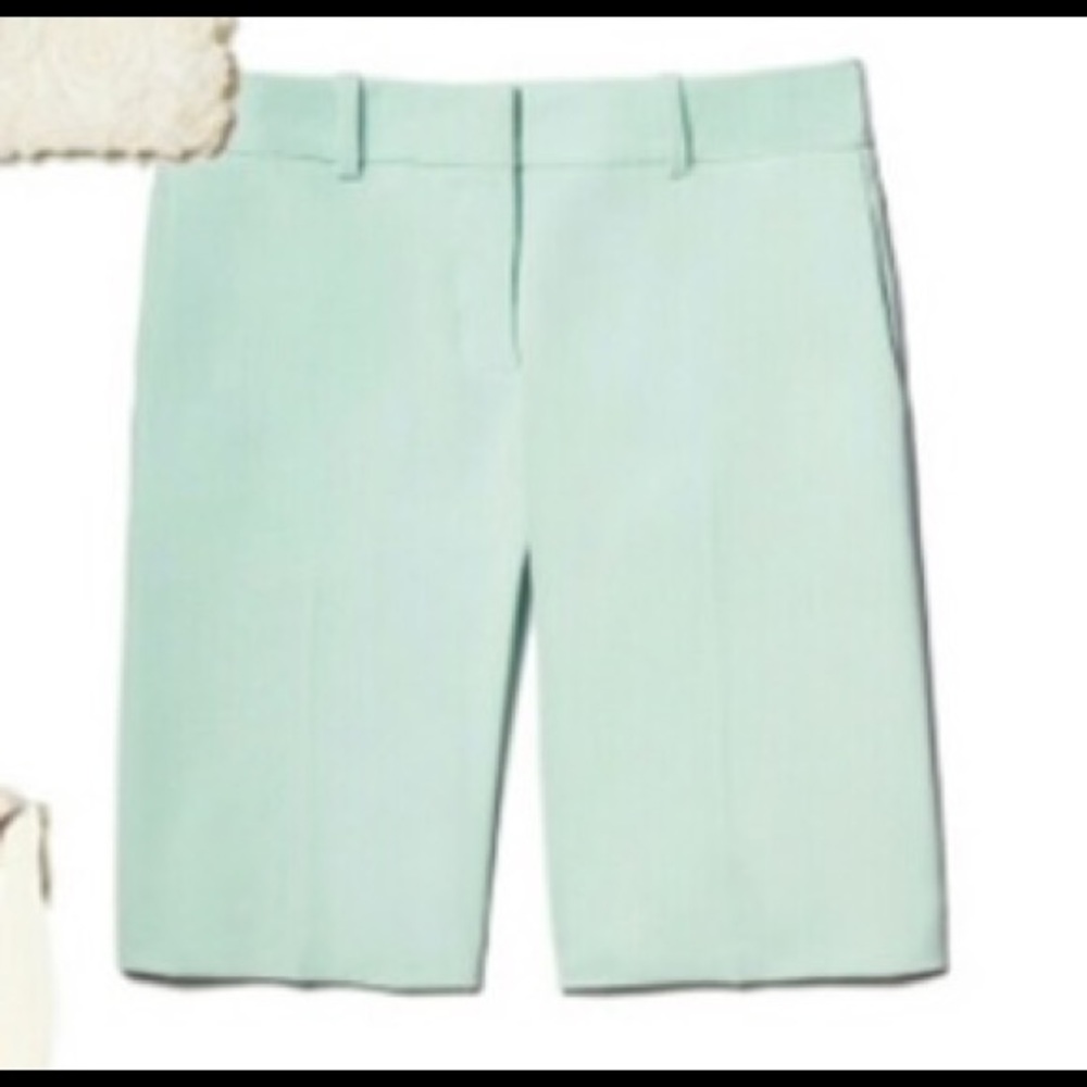 🌈Vince Camuto Bermuda Shorts. Sz 8