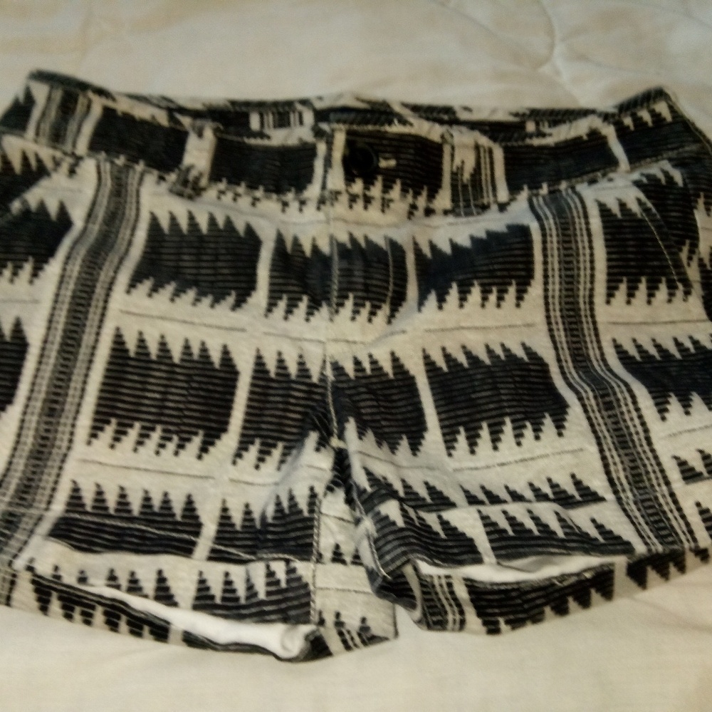 American eagle Aztec style print shorts.