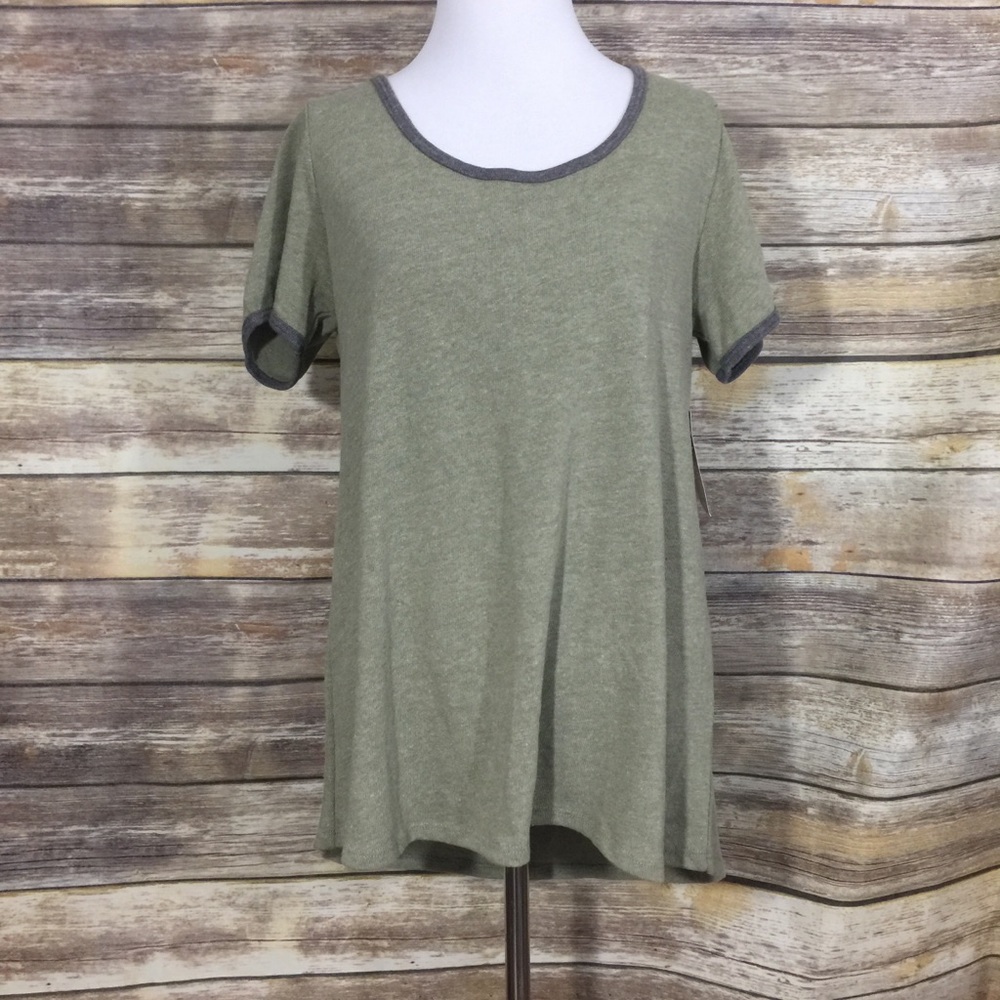 LuLaRoe Classic Tee