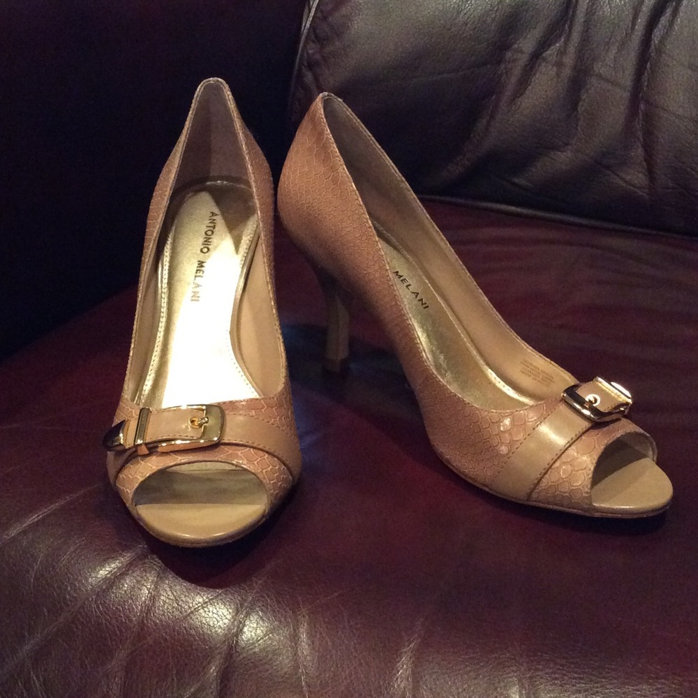 Antonio Melani Nude Blush Peeptoe Leather Heels
