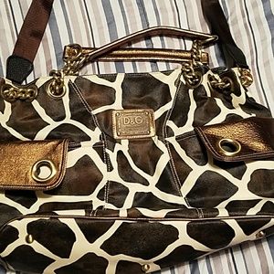 Dolce and Gabbana Reposh