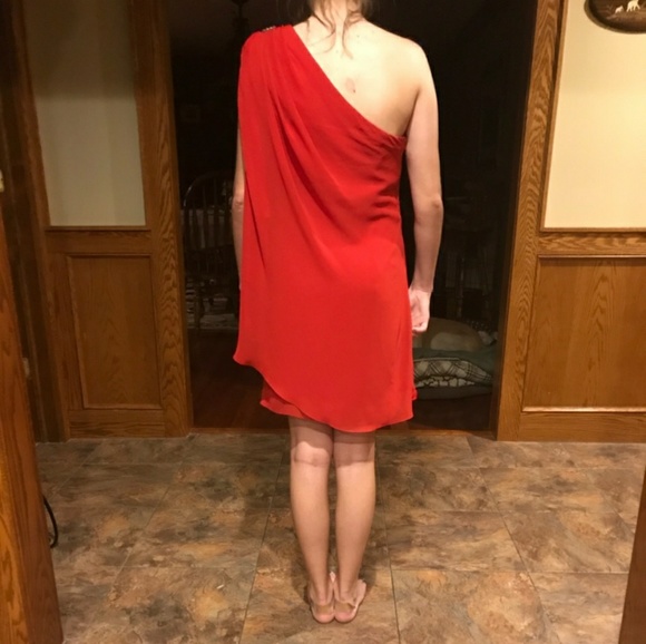 💕Elegant JS Boutique Red One Shoulder Dress💕 - Picture 3 of 4