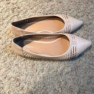 Nude Express Flat
