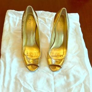 Gold Cracked Metallic Leather Peep Toe Heels