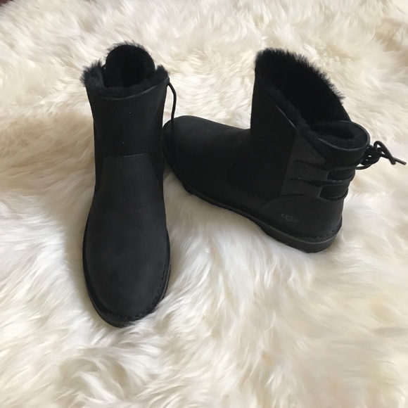 UGG Naiyah Lace back black genuine shearling boot - Picture 5 of 7