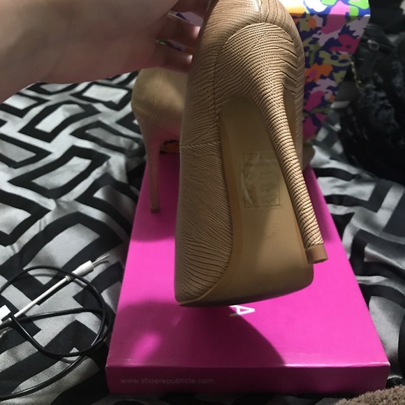 Scale High heels - Picture 2 of 3