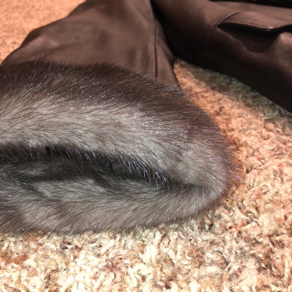 Mink Coat - Picture 3 of 5