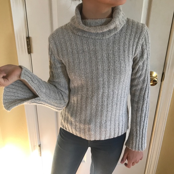 Anthropologie Sweaters - The Cutest Turtleneck