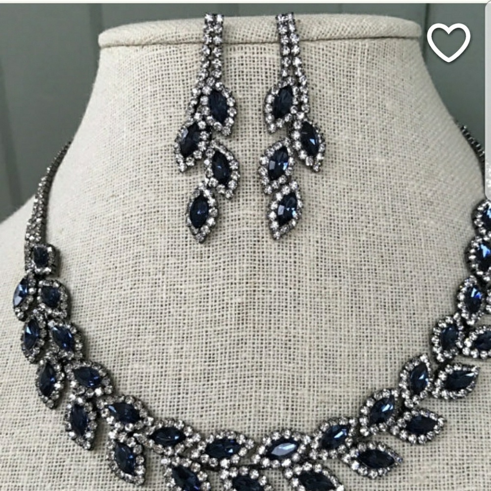 Blue and white dimonded necklace & earings