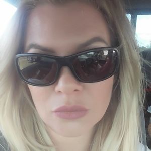 Meet your Posher, Alicia