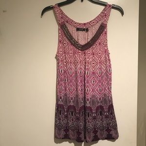 Sleeveless ethnic print tunic