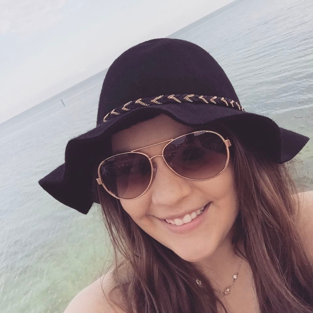 Meet your Posher, Kenzie