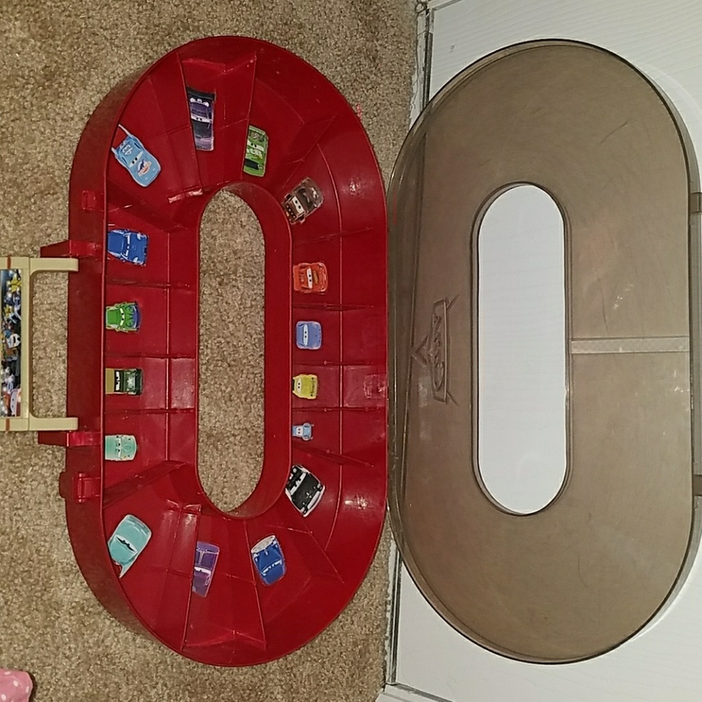 Vintage $$Movie cars carrying/play arena no car included
