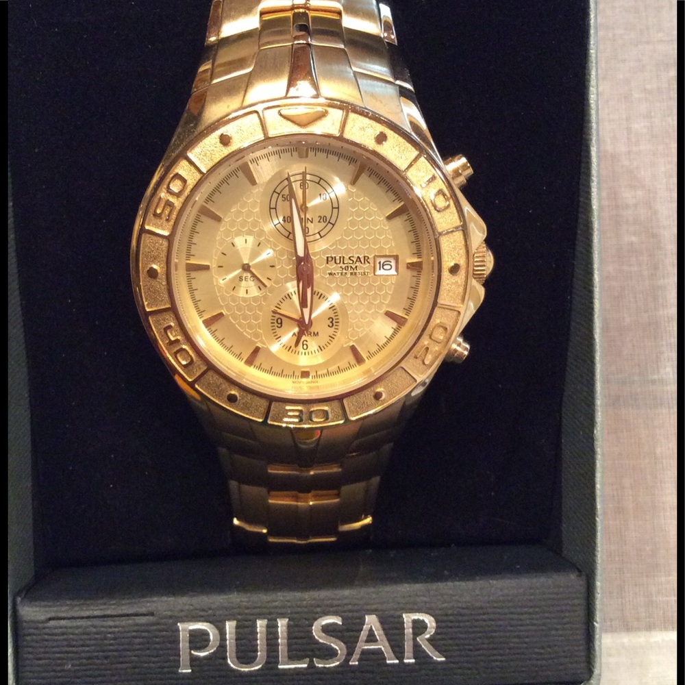 Pulsar Chronograph Gold Bracelet Watch