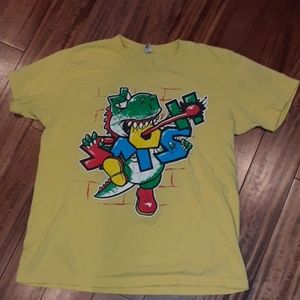 5/25  Yellow American Apparel Novelty tee