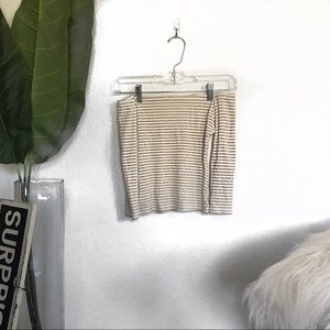 Simple off the shoulder crop