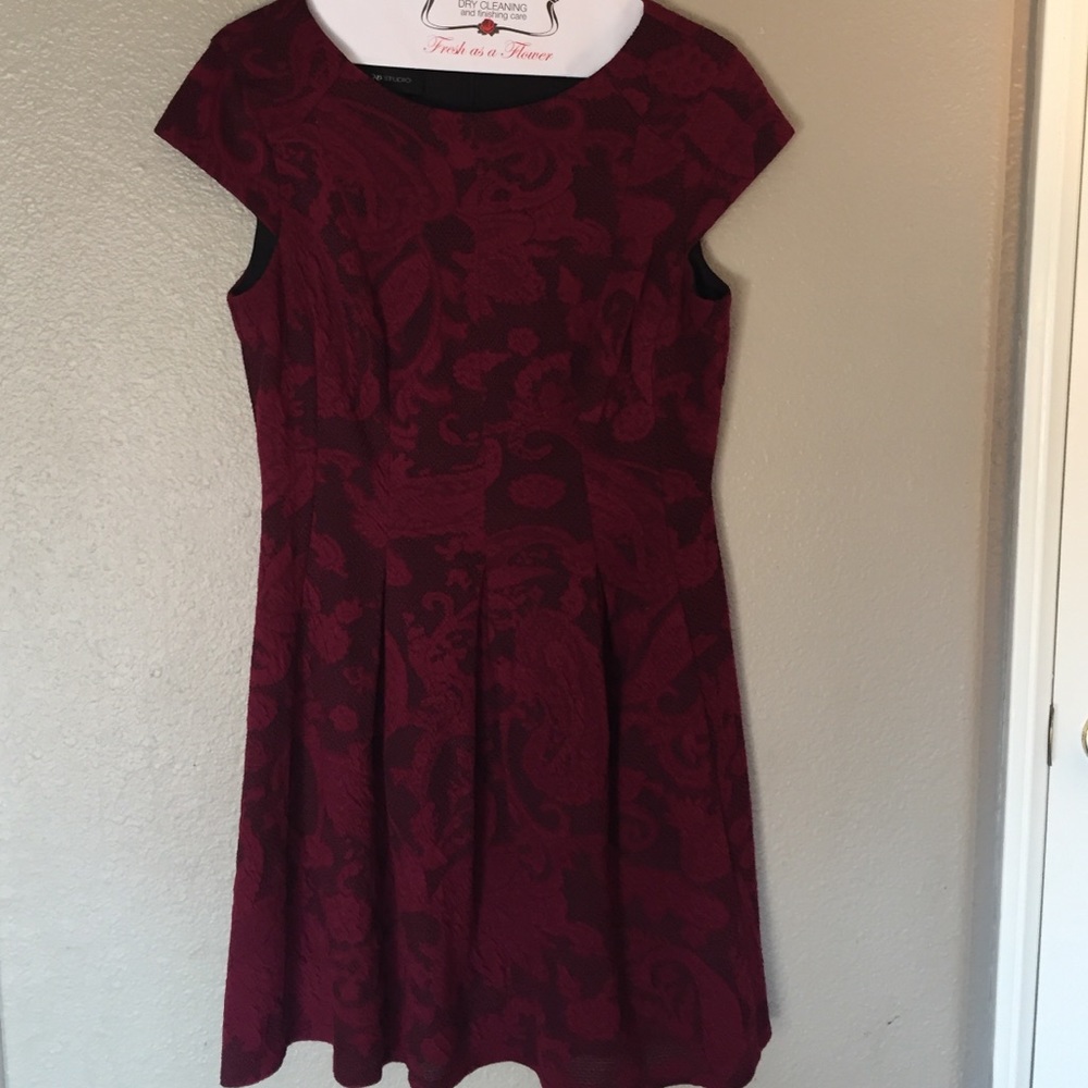Cap sleeved dress