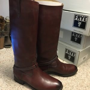 Frye Lindsay Plate Burnt Red NWT