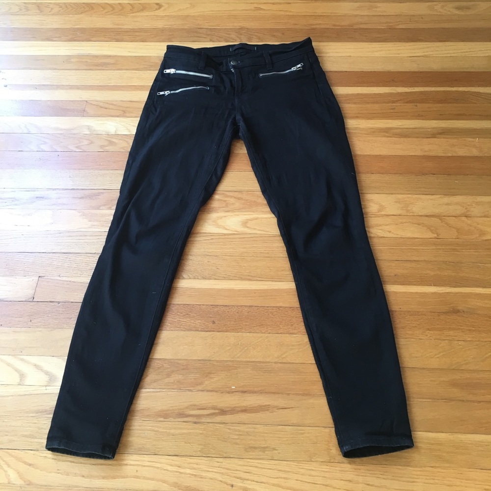 J BRAND Zoey Jeans - Moderate Wear
