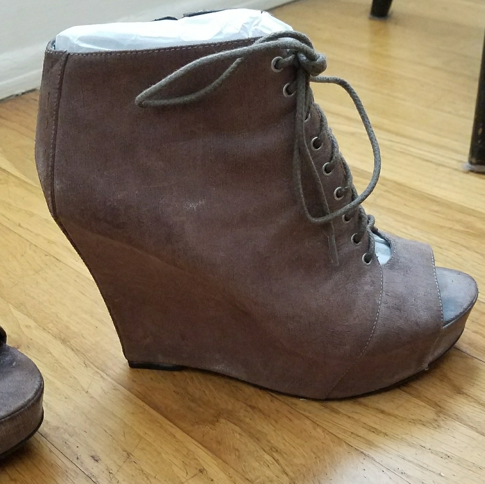 Enzo Angiolini Brown Peep-Toe Booties - NWT