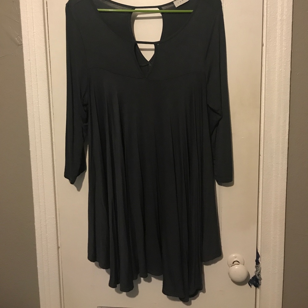 Beautiful EUC black top. Size 2XL