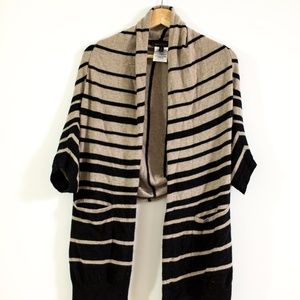 BCBGMAXAZRIA sweater/shrug (XS)