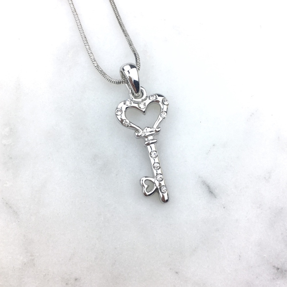 Heart key necklace