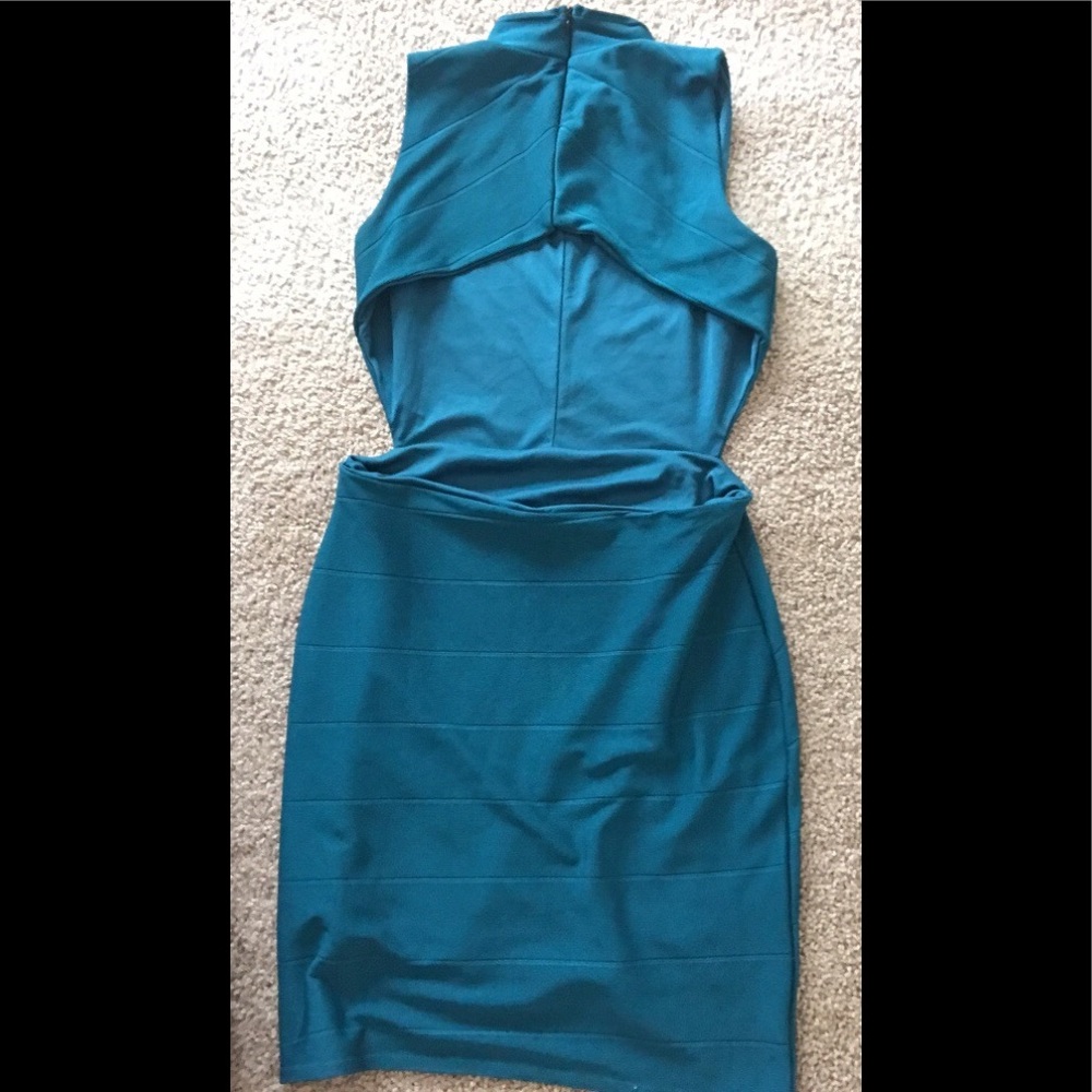 Women's blue sleeveless bodycon dress