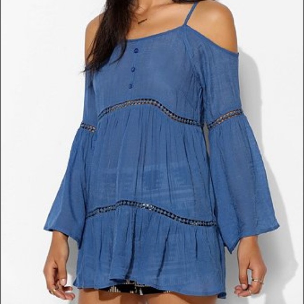 Staring at Stars- Off the shoulder peasant top