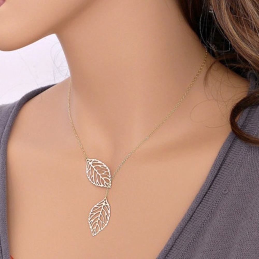 🍃 Lovely Laser-cut Metallic Leaf Lariat Necklace 🍃