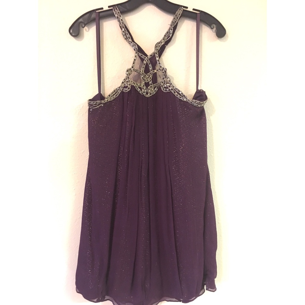 Short & sequined dress