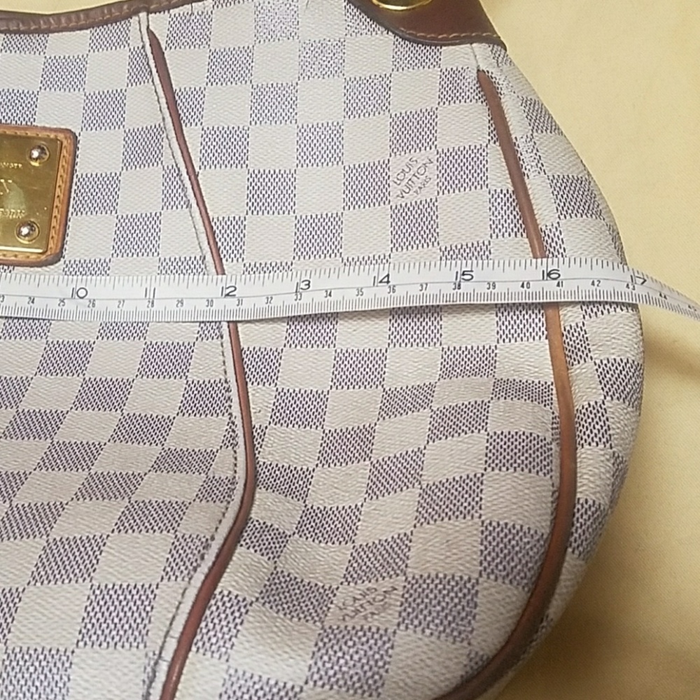 Louis Vuitton extra pics
