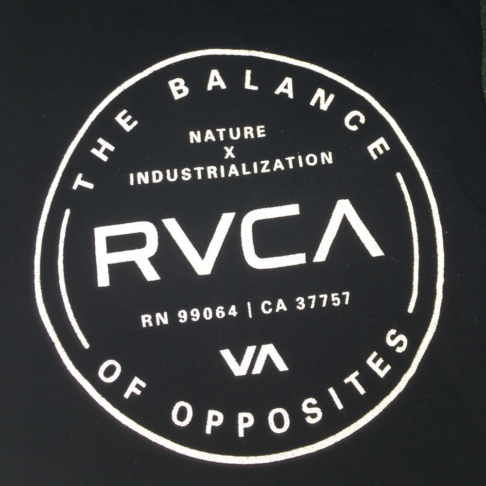 RVCA t-shirt
