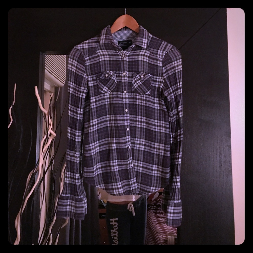 AE fitted flannel
