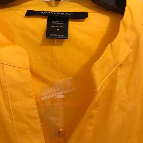 Bright Gold Blouse - Picture 2 of 5