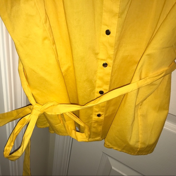 Bright Gold Blouse - Picture 5 of 5