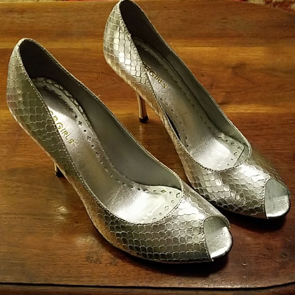 BCBGIRLS silver peep toe heels.