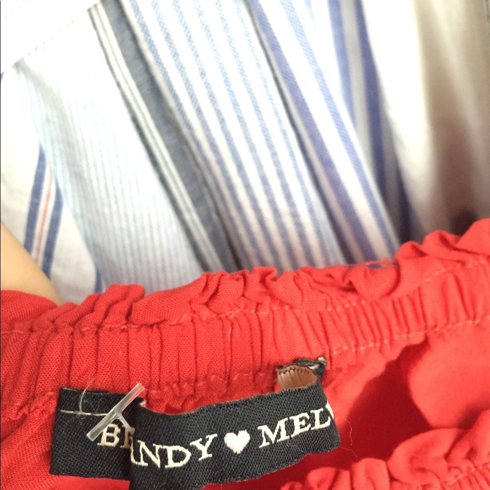 Bnwt Brandy Melville red off the shoulder top - Picture 3 of 3