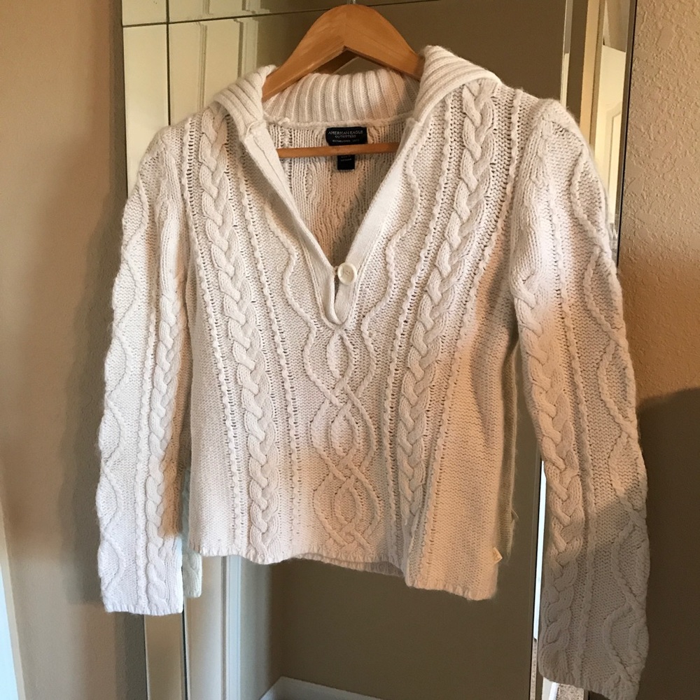 💃🎉HP 3/8/18🎉💃AEO 🦅 Angora Blend Sweater, EUC