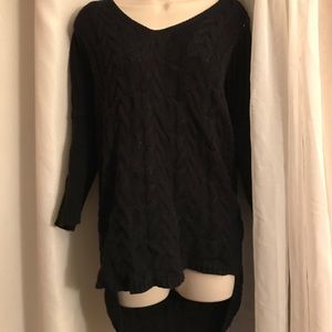 Warm and comfortable clack sweater from Express!