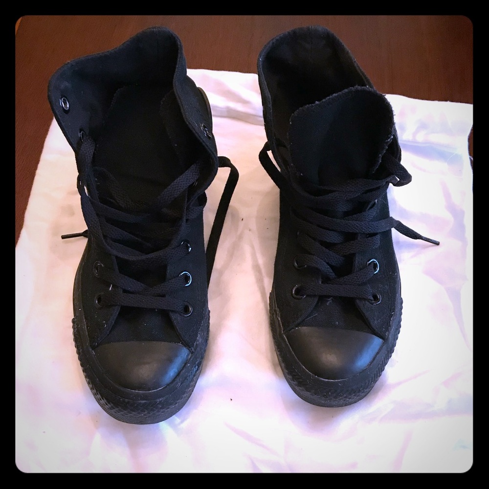 All black high top canvas converse all stars