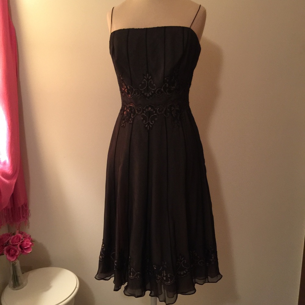 Stunning Carmen Marc Valvo Cocktail Dress