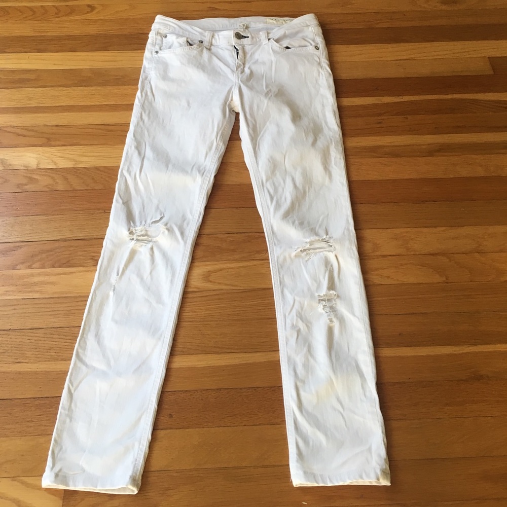 Rag & Bone Distressed Skinny White Jean